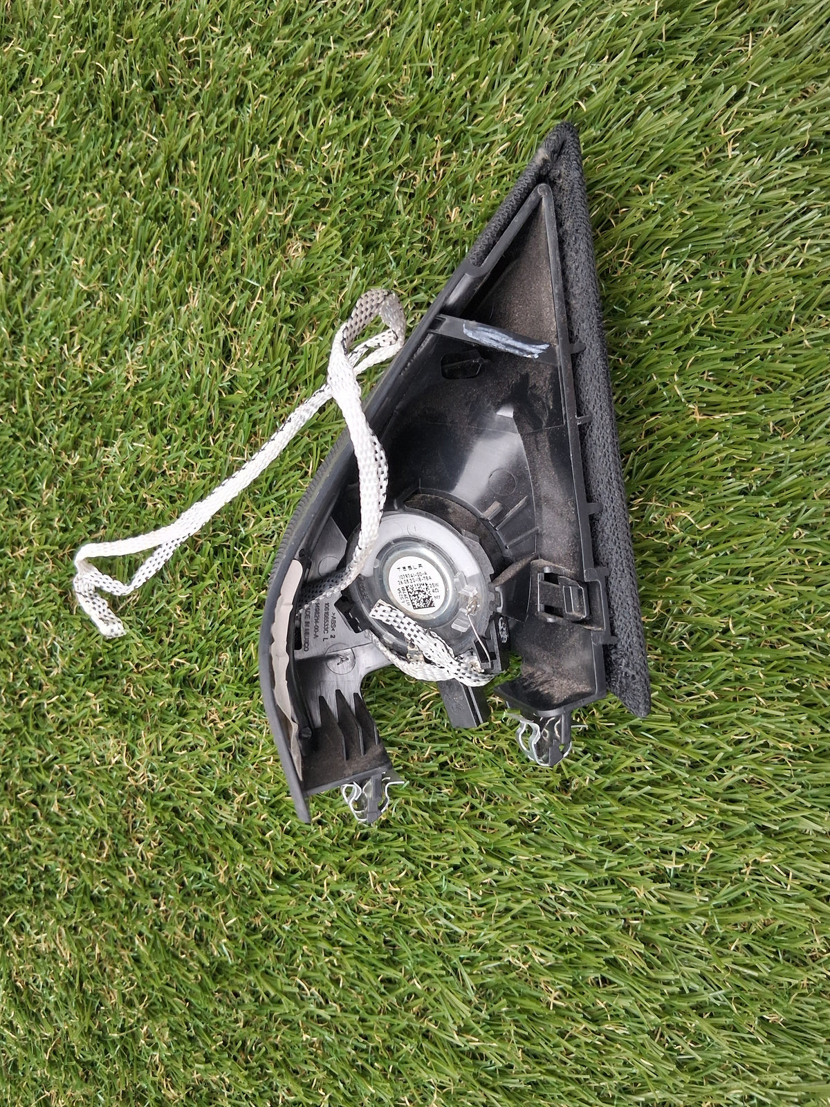 OEM 1498204-99-B 2022 Tesla Model Y Left Door Speaker Tweeter
