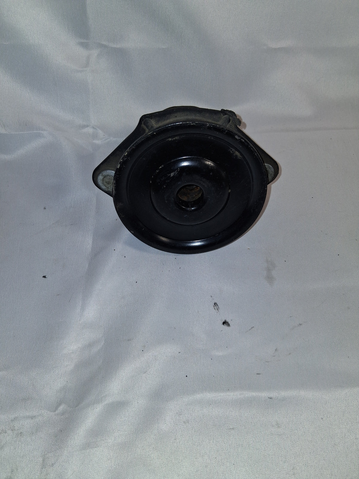 OEM# 23248396 2019 Chevy Tahoe Premier Body Mount Cushion Insulator