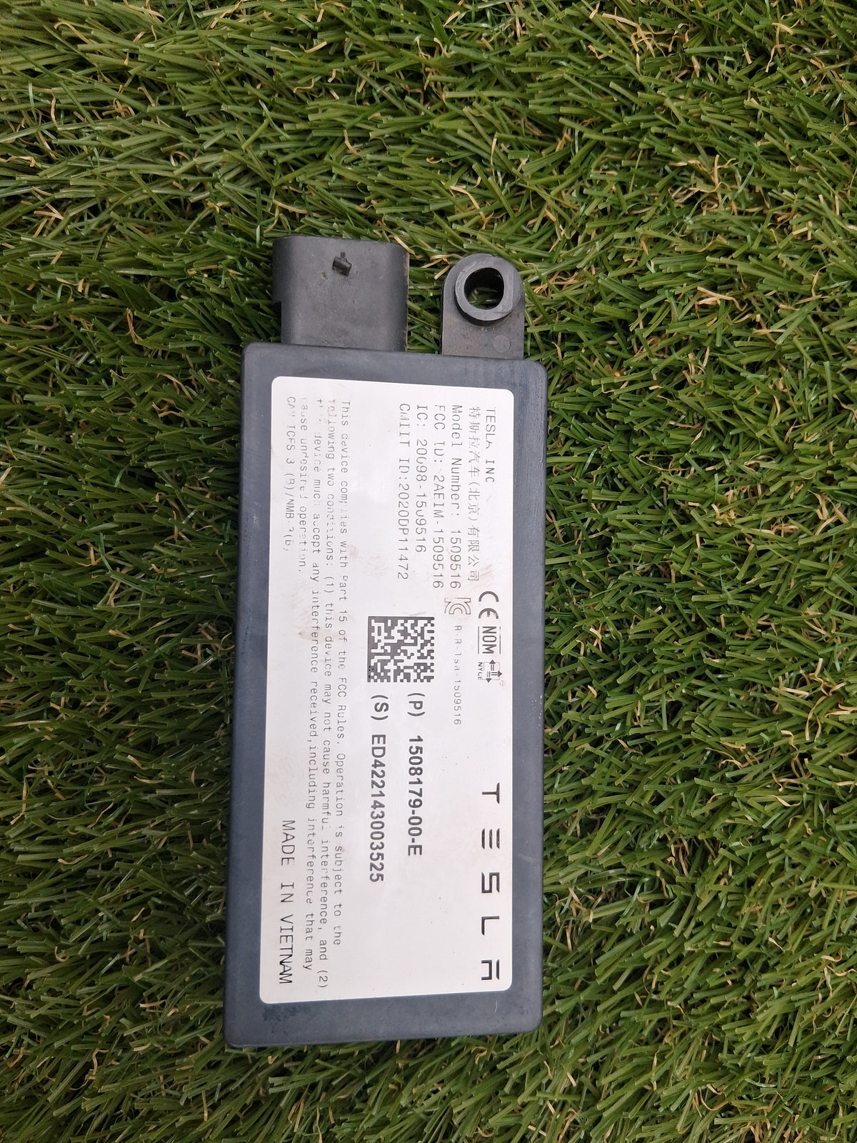 OEM 1508179-00-E 2022 Tesla Model Y Rear Bluetooth Antenna Module