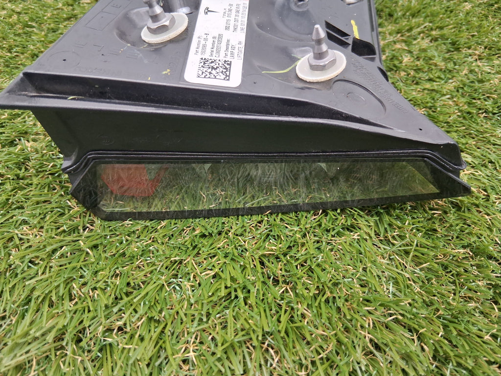 OEM 1502089-00-B 2022 Tesla Model Y Right Inner Tail Lamp