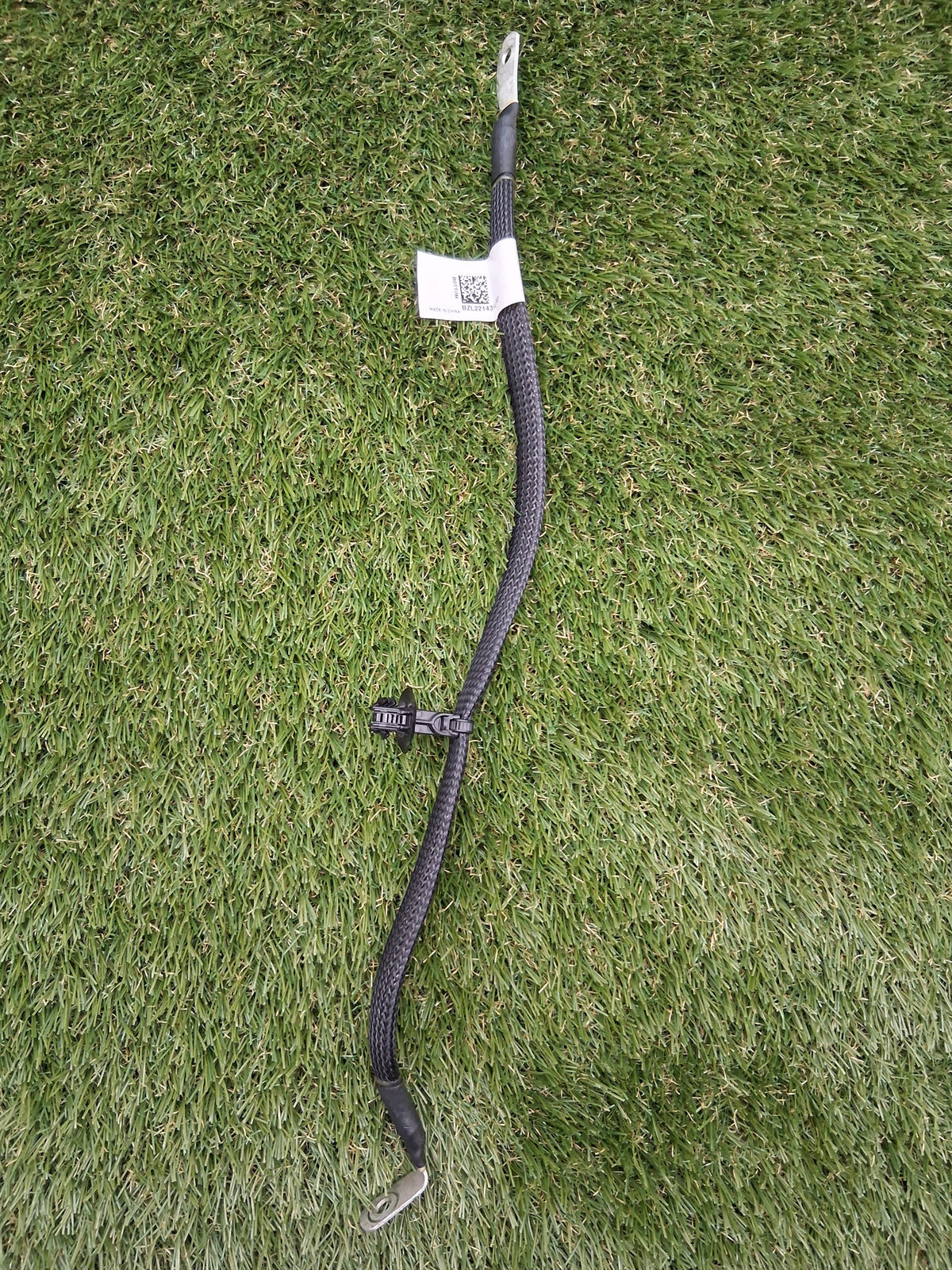 OEM 1070979-00-G 2022 Tesla Model Y Rear Motor Ground Cable Strap