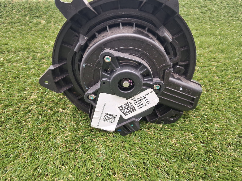 OEM 1539475-00-A 2022 Tesla Model Y A/C Motor Heater Blower Fan Motor