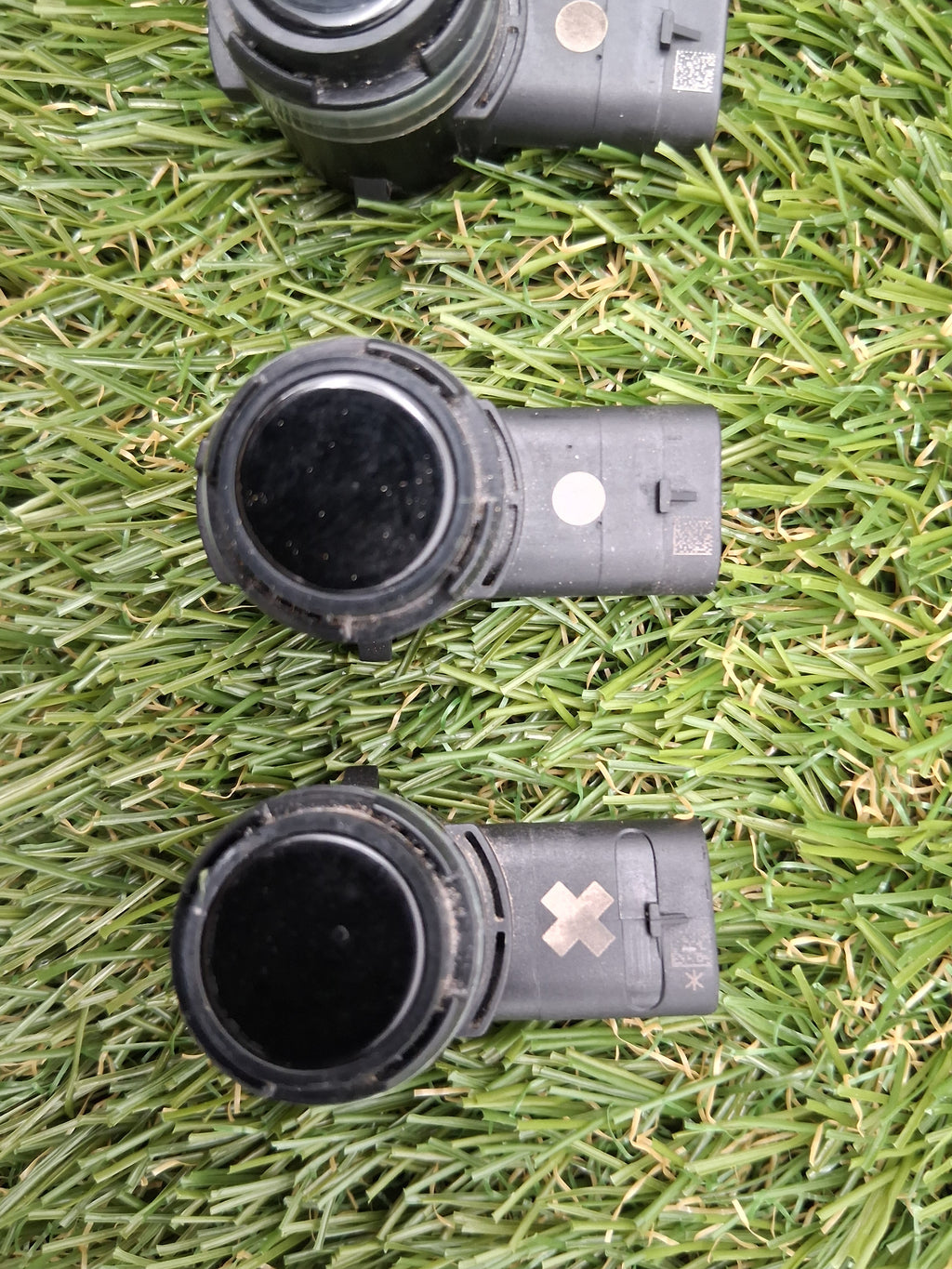 OEM 1537264-00-B 2022 Tesla Model Y Bumper Parking Sensor