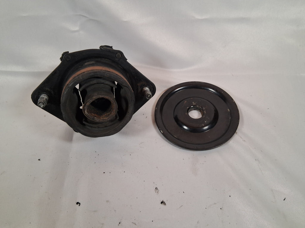 OEM# 23248396 2019 Chevy Tahoe Premier Mount Cushion