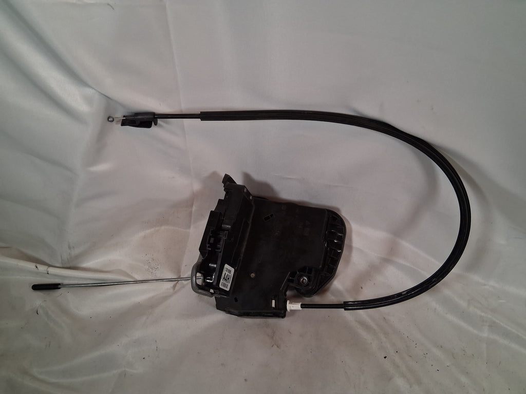 OEM# 13516685 2019 Chevy Tahoe Premier Door Lock Hatch Actuator
