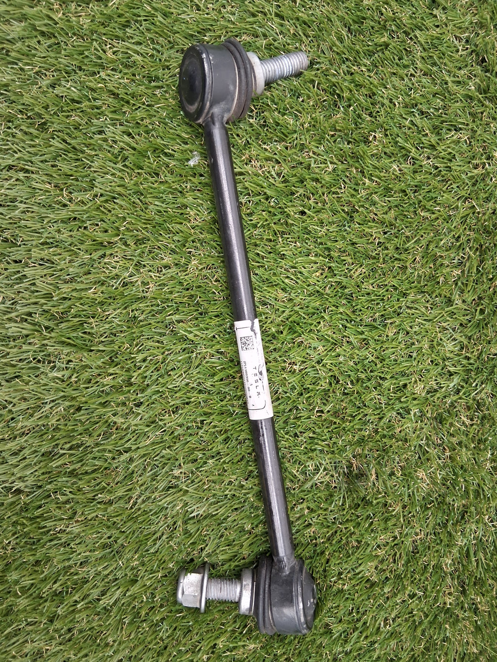 OEM 1188396-00-B 2022 Tesla Model Y Front Right Sway Bar Stabilizer