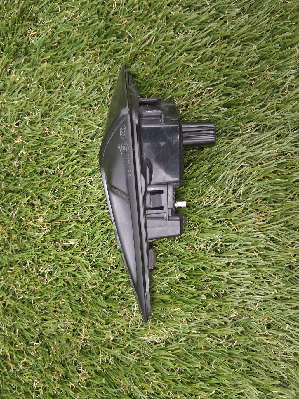 OEM 1495865-20-D 2022 Tesla Model Y Right Fender Turn Signal Camera