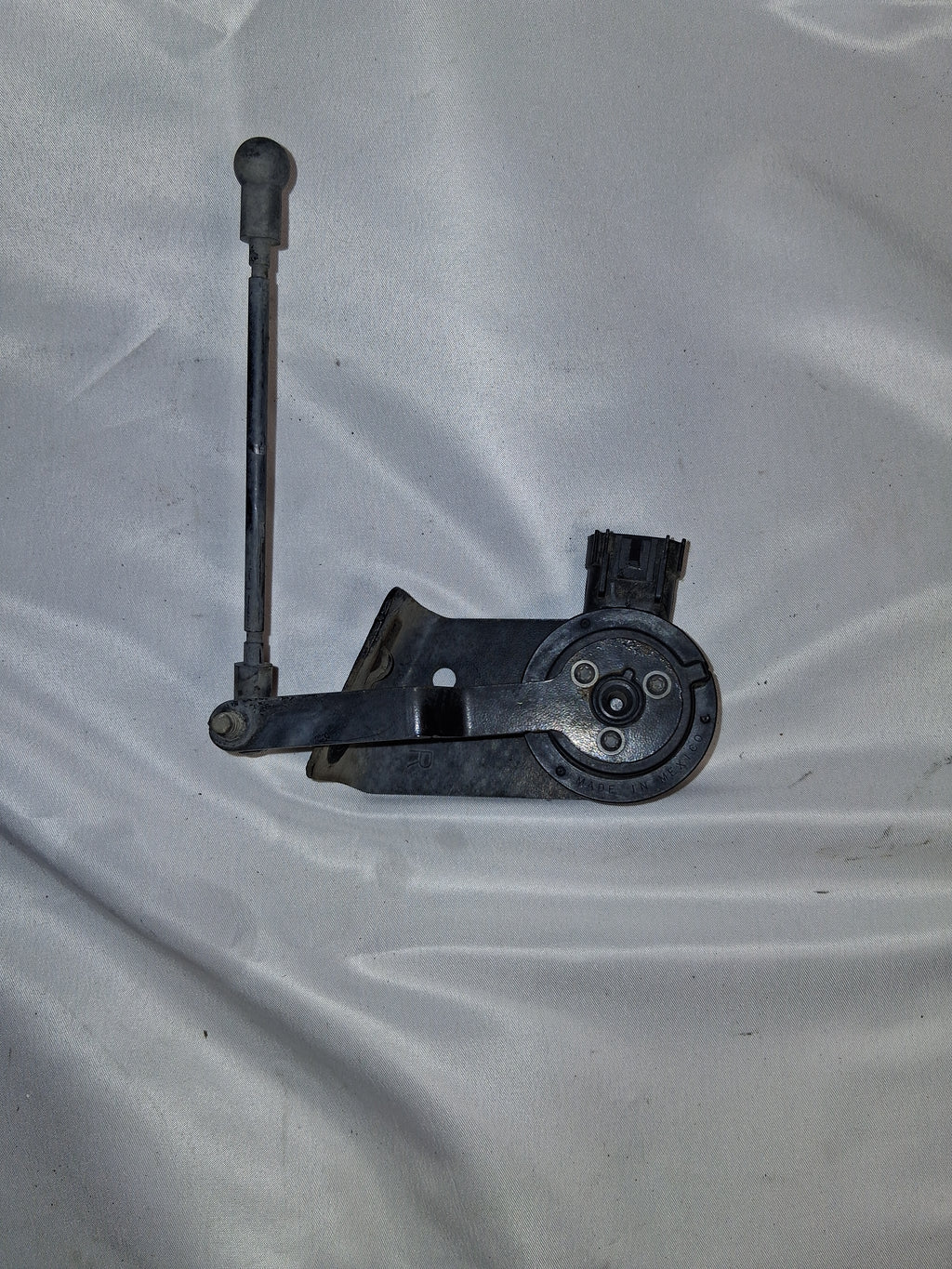 OEM# 23152099 2019 Chevy Tahoe Premier Right Height Level Sensor