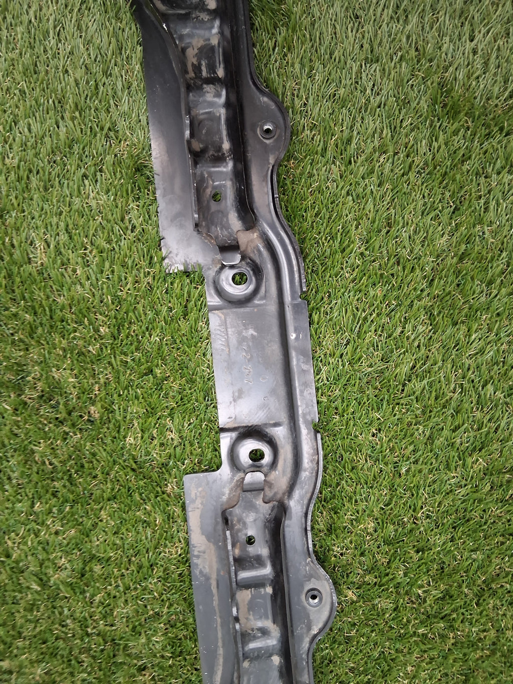 OEM 2022 Tesla Model Y Battery Pack Mount Bracket Support Shield