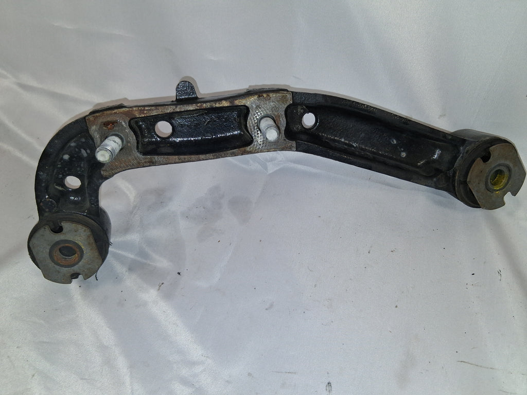 OEM# 15201932 2019 Chevy Tahoe Premier Front Differential Carrier Bracket