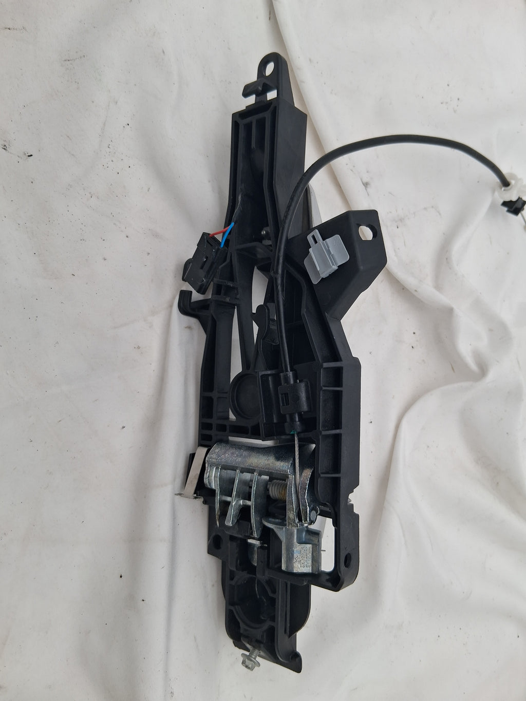 OEM 2019 Chevy Tahoe Premier Door Exterior Handle