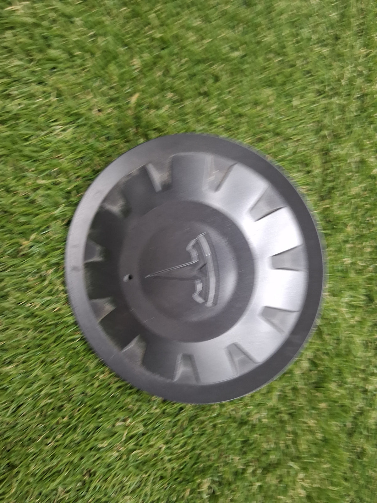 OEM 1188236-00-A 2022 Tesla Model Y Wheel Center Cap