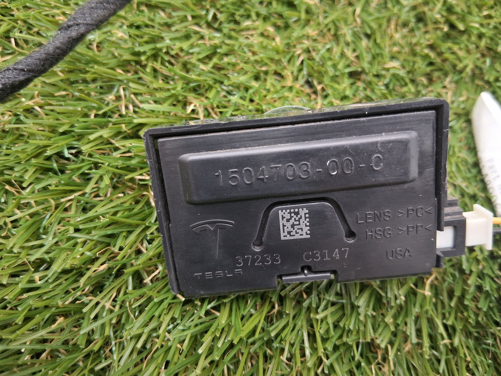OEM 1504703-00-C 2022 Tesla Model Y Rear Trunk Release Open Wiring Sensors