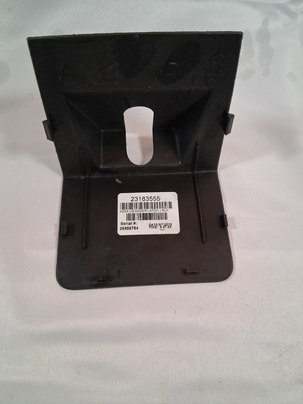 2019 Chevy Tahoe Premier Liftgate Tailgate Hatch-Latch Cover 23183555
