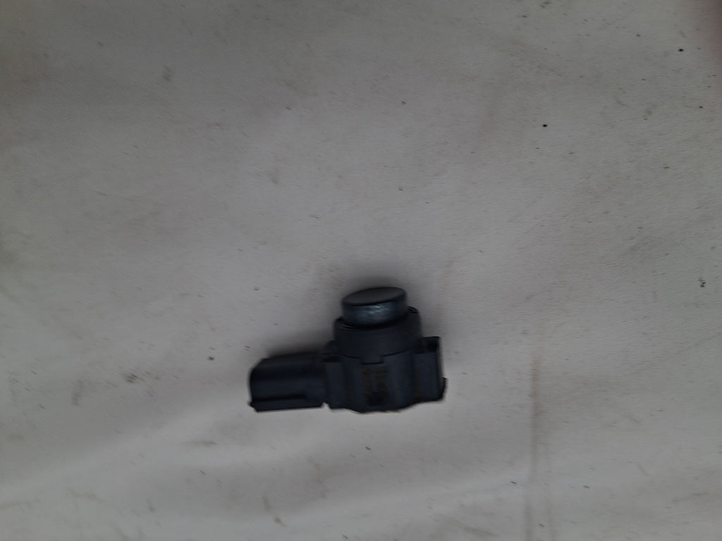 OEM# 84328649 2019 Chevy Tahoe Premier Bumper Parking Ultrasonic Sensor