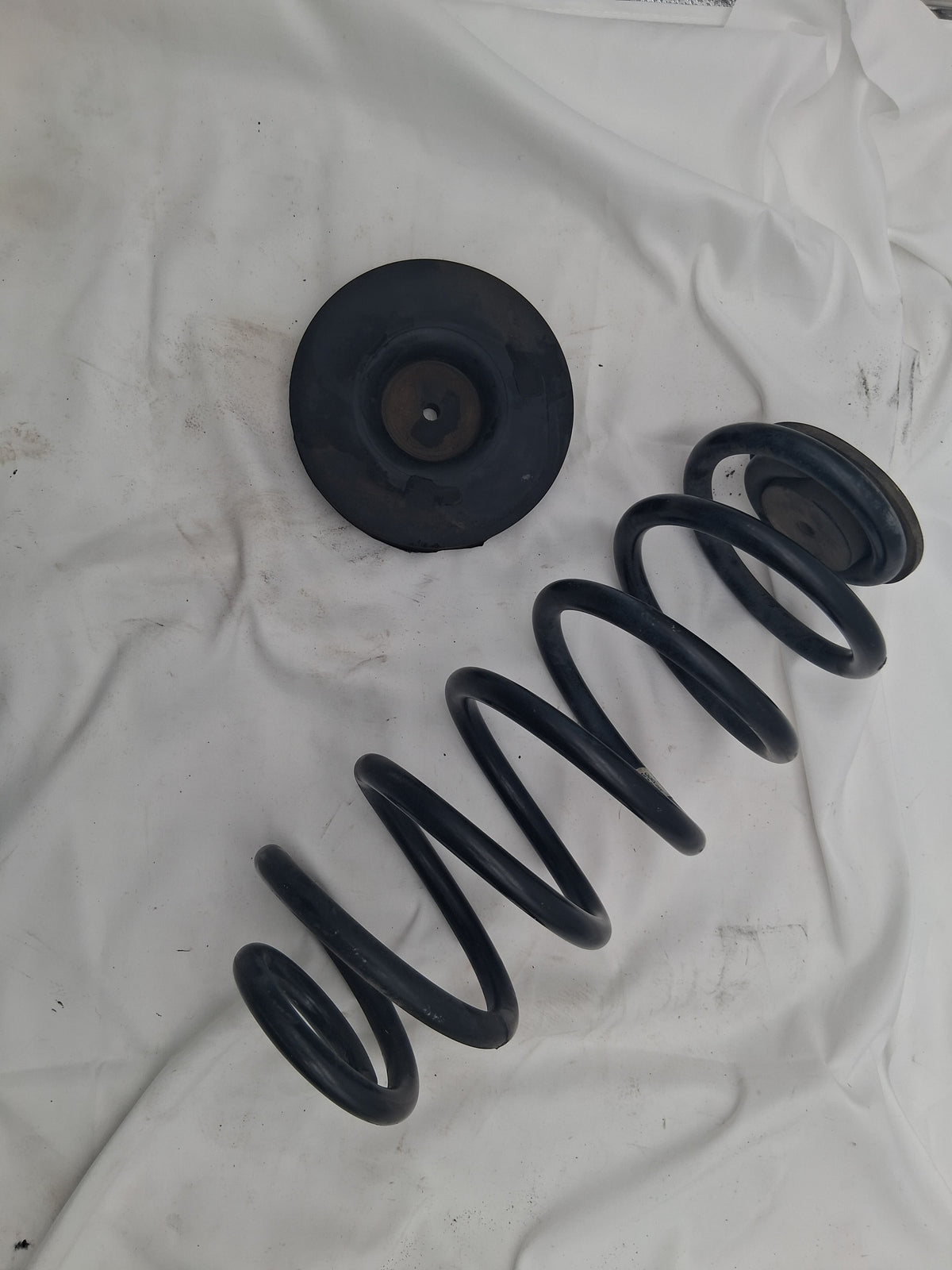 OEM# 23152539 2019 Chevy Tahoe Premier Left Suspension Coil Spring