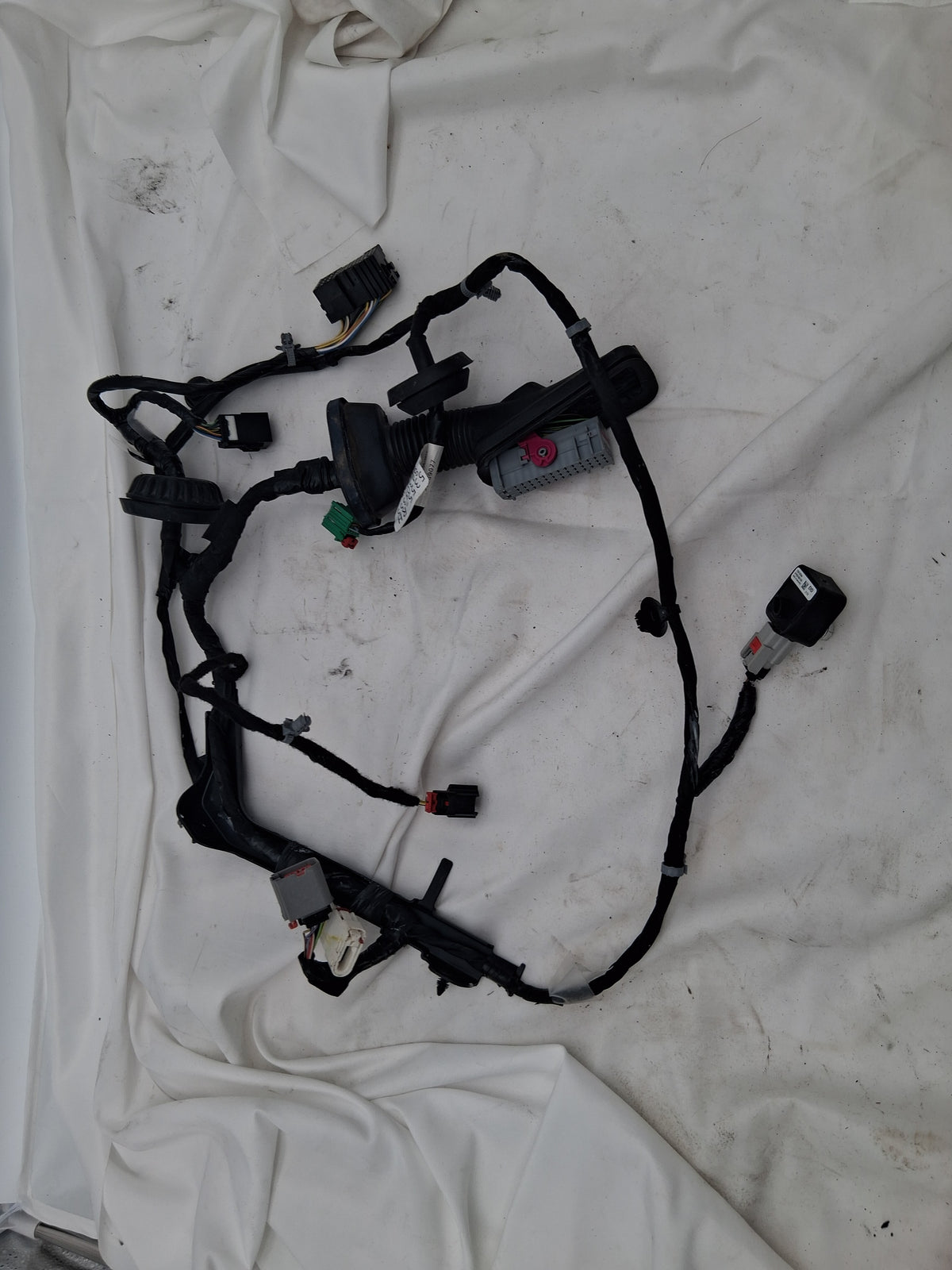 OEM# 2019 Chevy Tahoe Premier Door Panel Wiring Harness