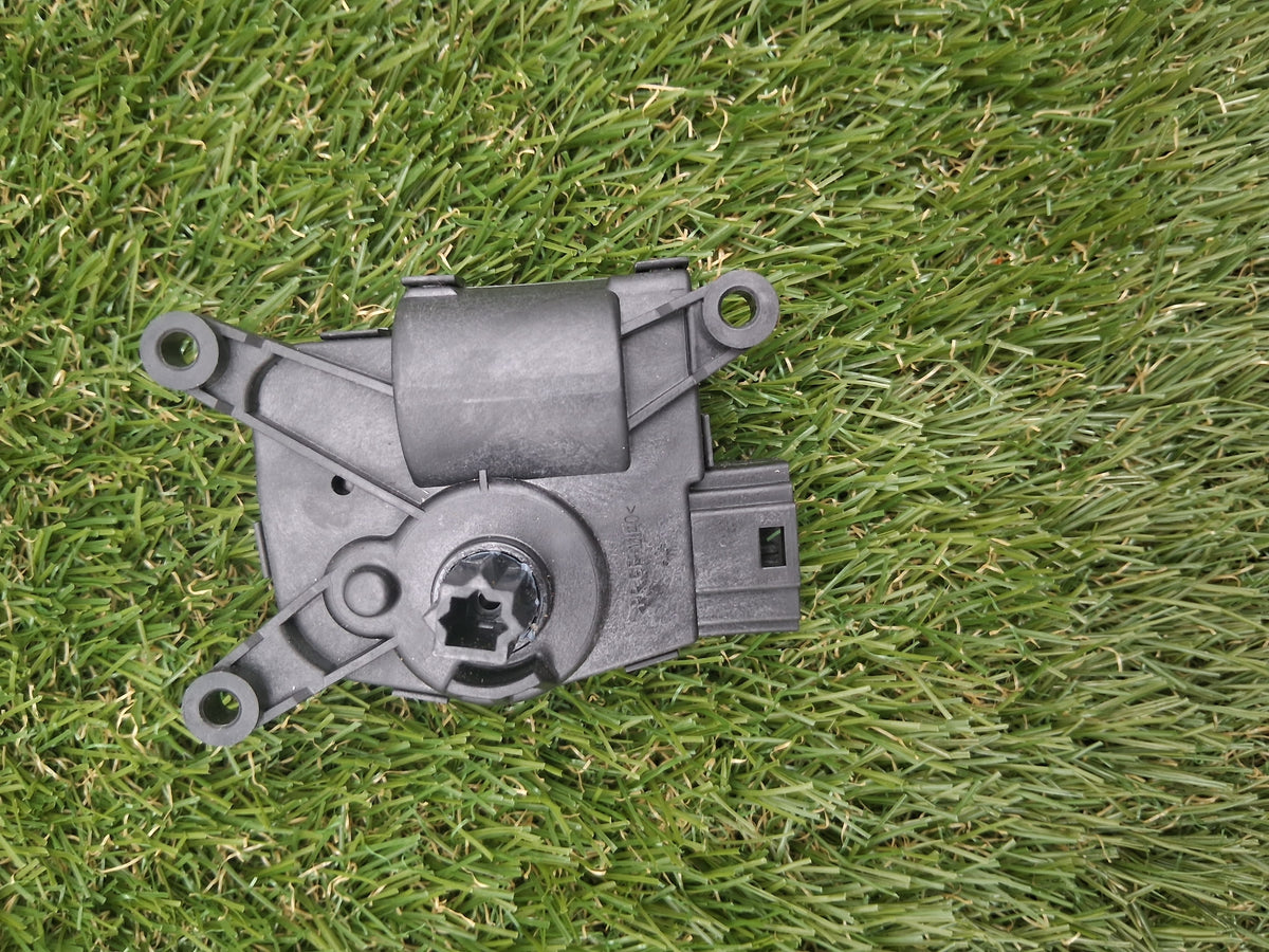 OEM 1500623-00-A 2022 Tesla Model Y Center Air Flap Motor Center Actuator