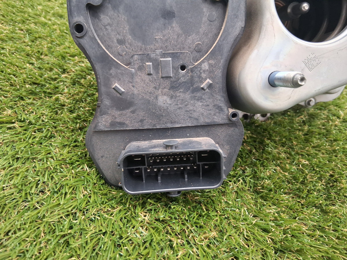 OEM 1188671-00-B 2022 Tesla Model Y Power Brake Booster Master Cylinder