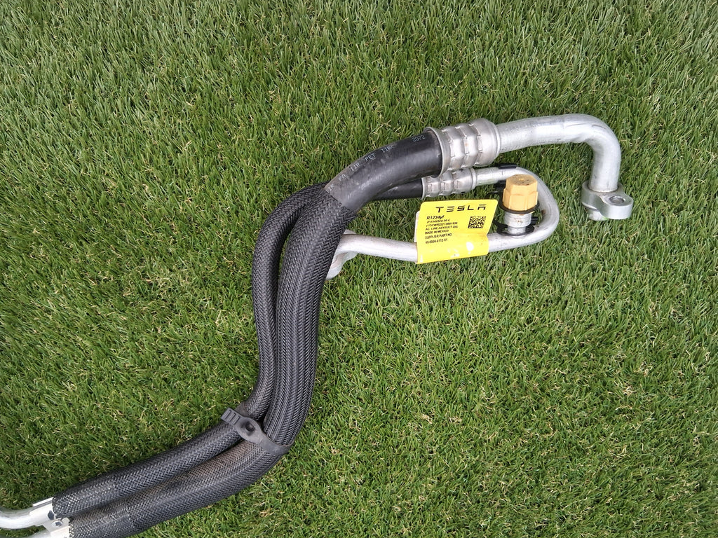 OEM 1502020-00-C 2022 Tesla Model Y Line Supermanifold Compressor Pipe