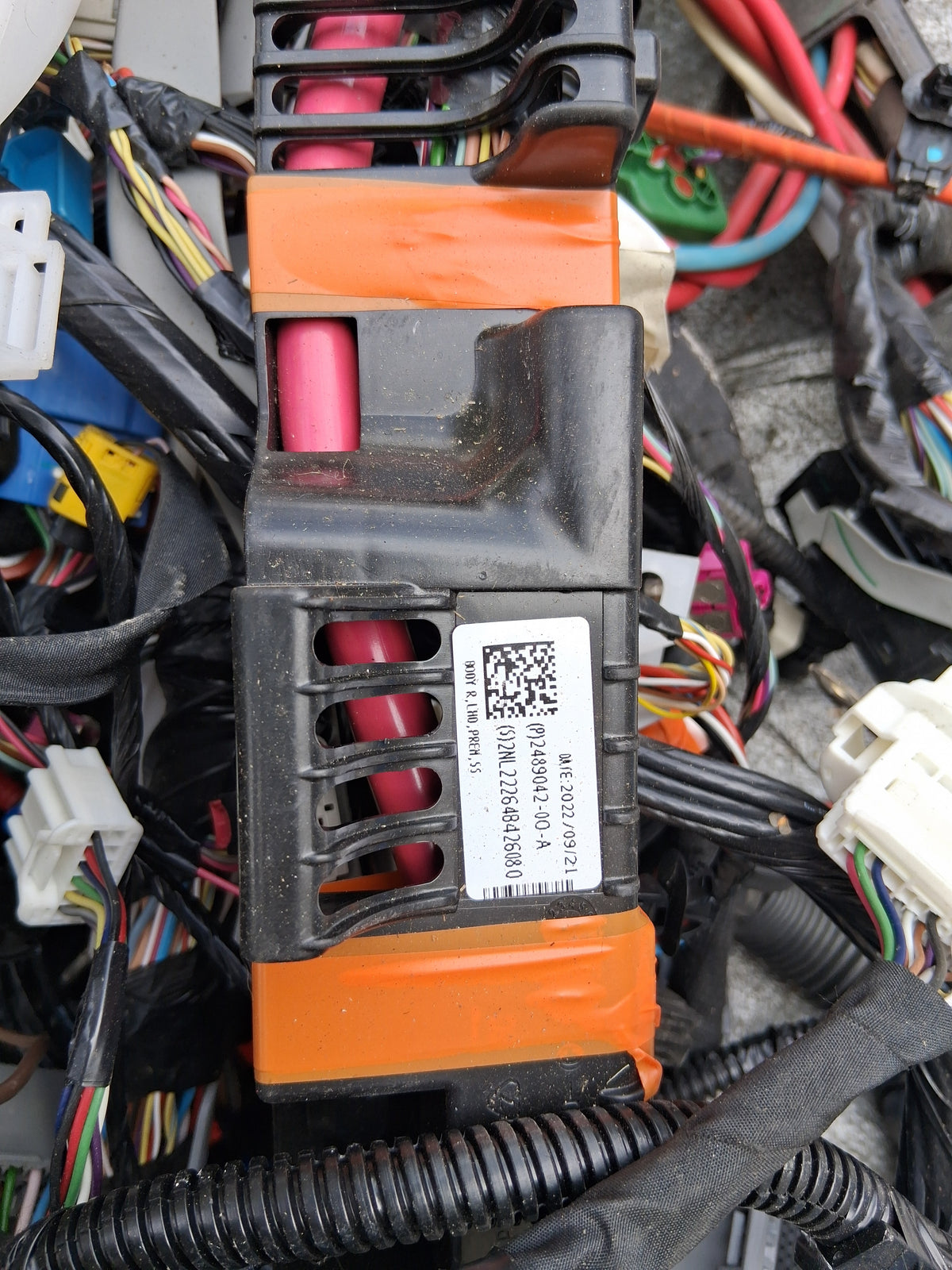 OEM 2489042-00-A 2022 Tesla Model Y Right Interior Body Wiring Harness