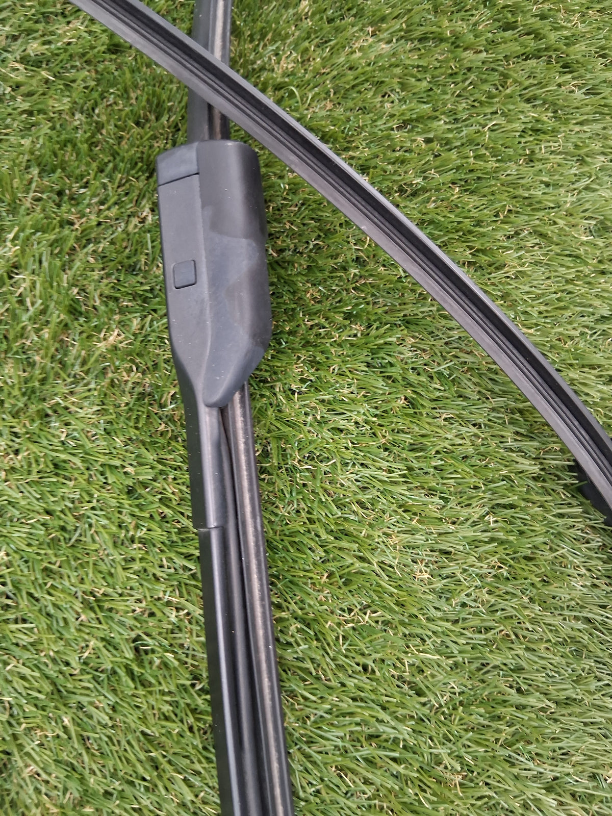 OEM 2022 Tesla Model Y Windshield Wiper Arm Set