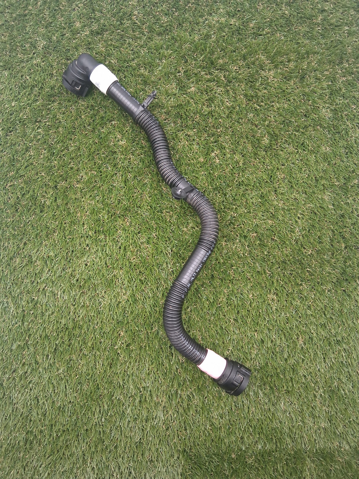 OEM 1501325-00-C 2022 Tesla Model Y Radiator Coolant Hose Tube
