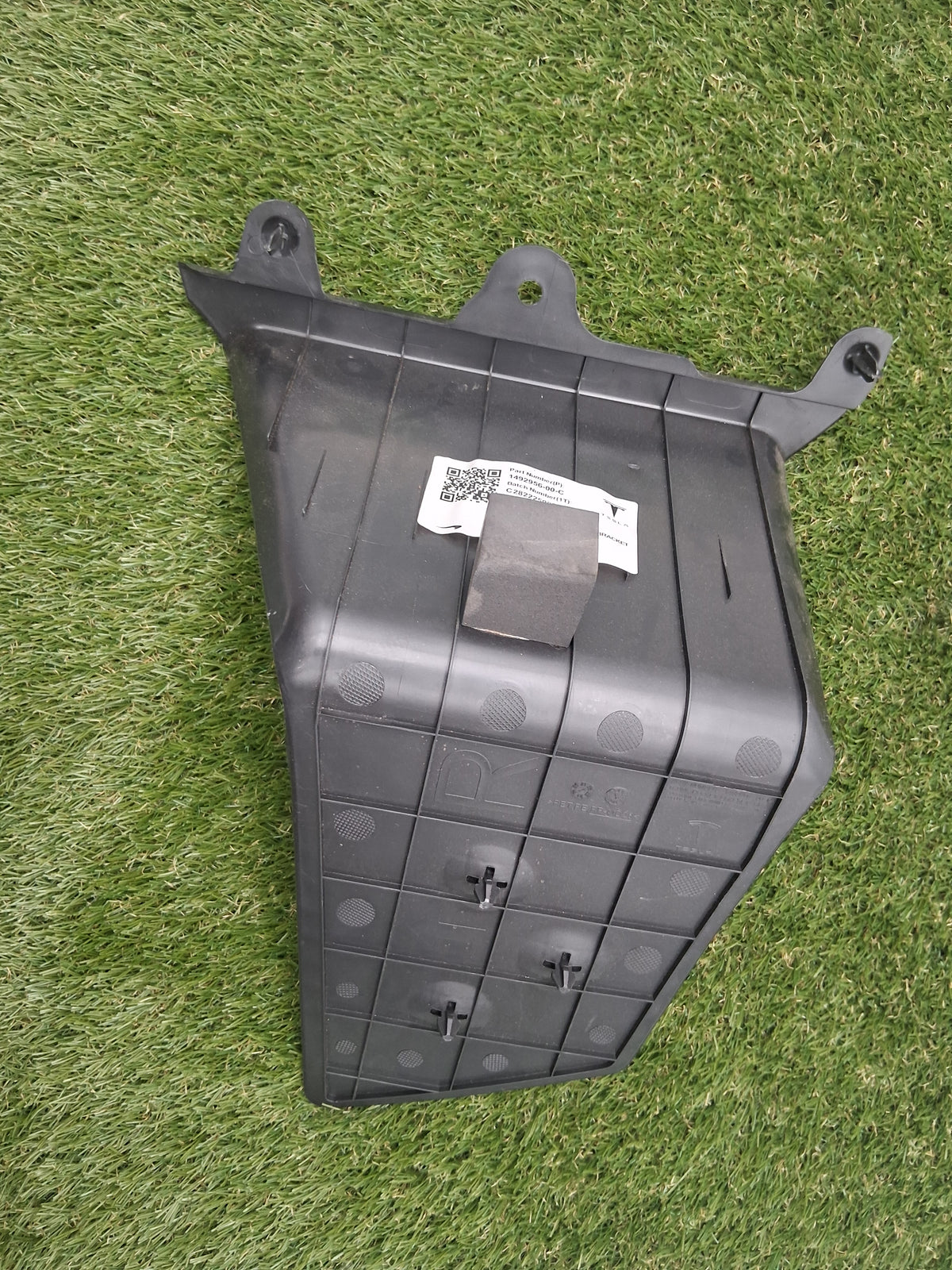 OEM 1492956-00-C 2022 Tesla Model Y Right Trunk Panel Cover Trim