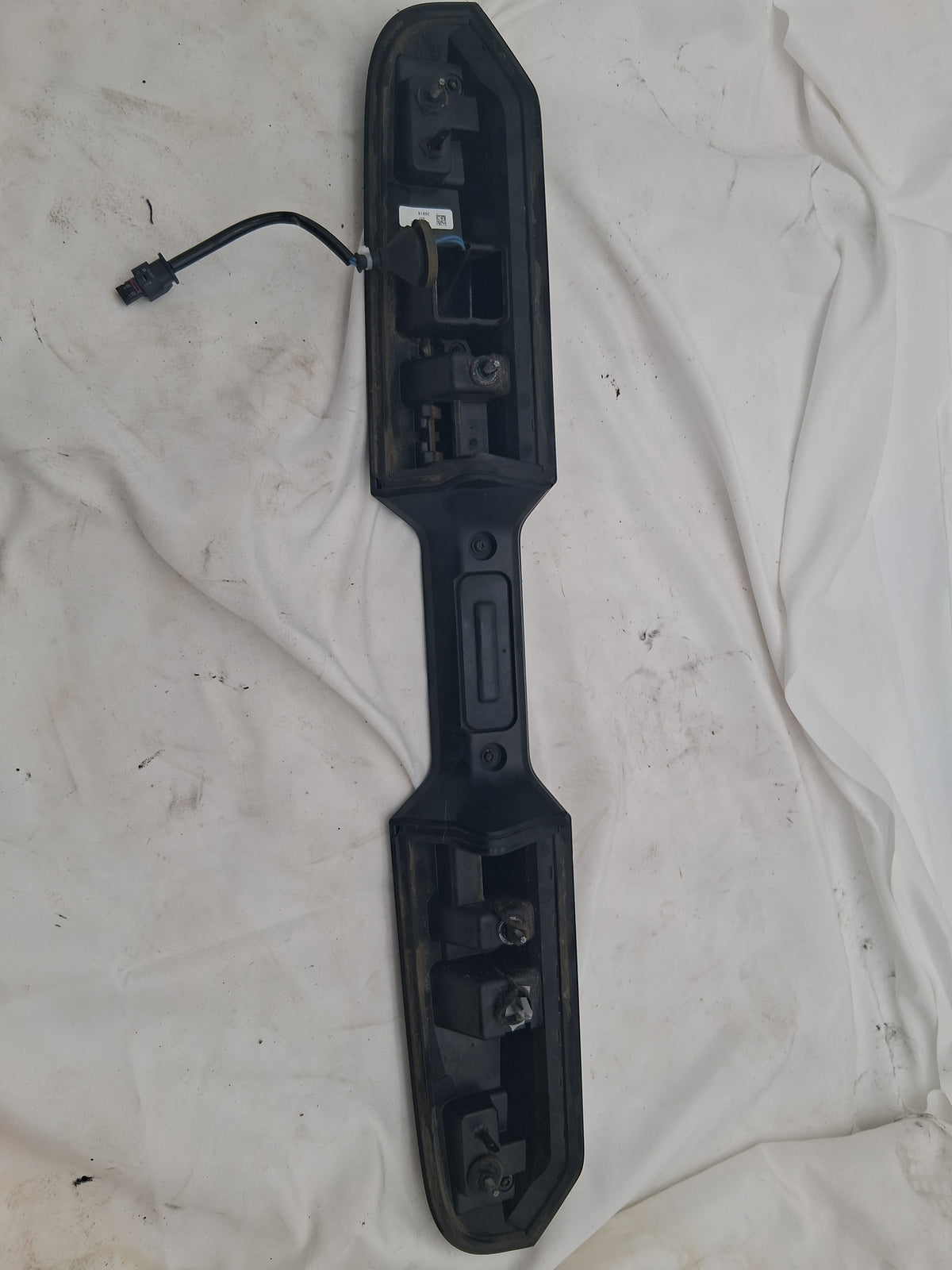 OEM# 23339223 2019 Chevy Tahoe Premier Tailgate Handle Applique