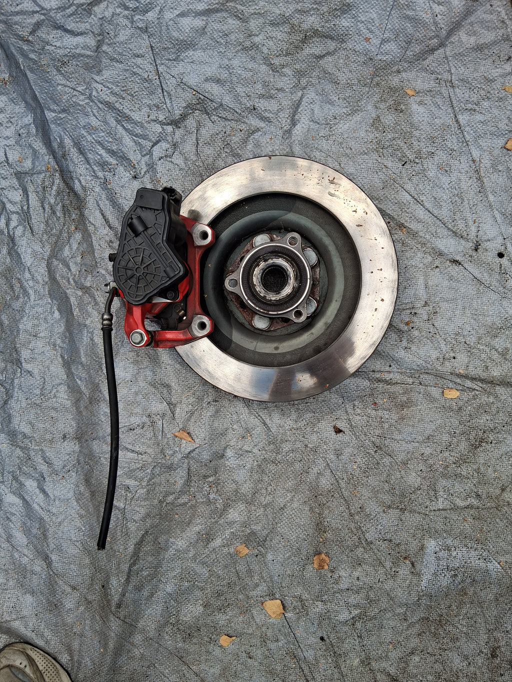 OEM 1044623-01-J 2022 Tesla Model Y Left Rear Brake Caniper