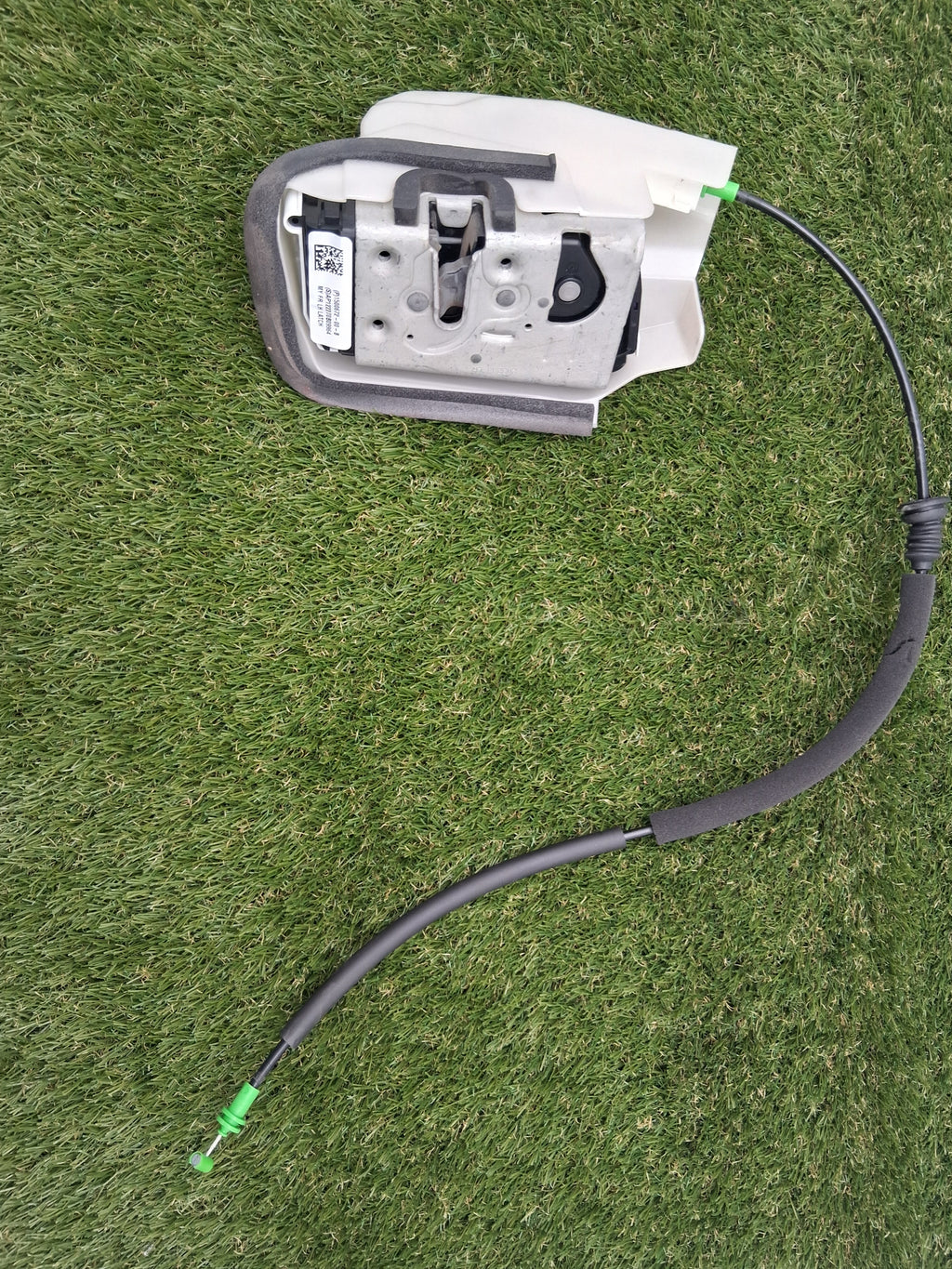 OEM 1500672-00-B 2022 Tesla Model Y Left Door Lock Actuator