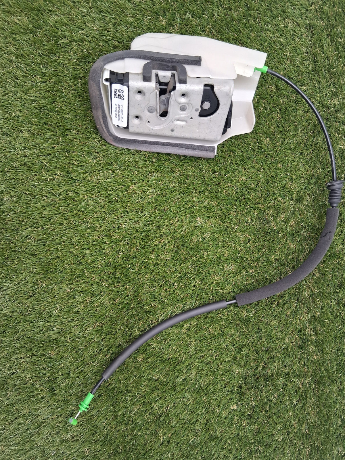 OEM 1500672-00-B 2022 Tesla Model Y Left Door Lock Actuator