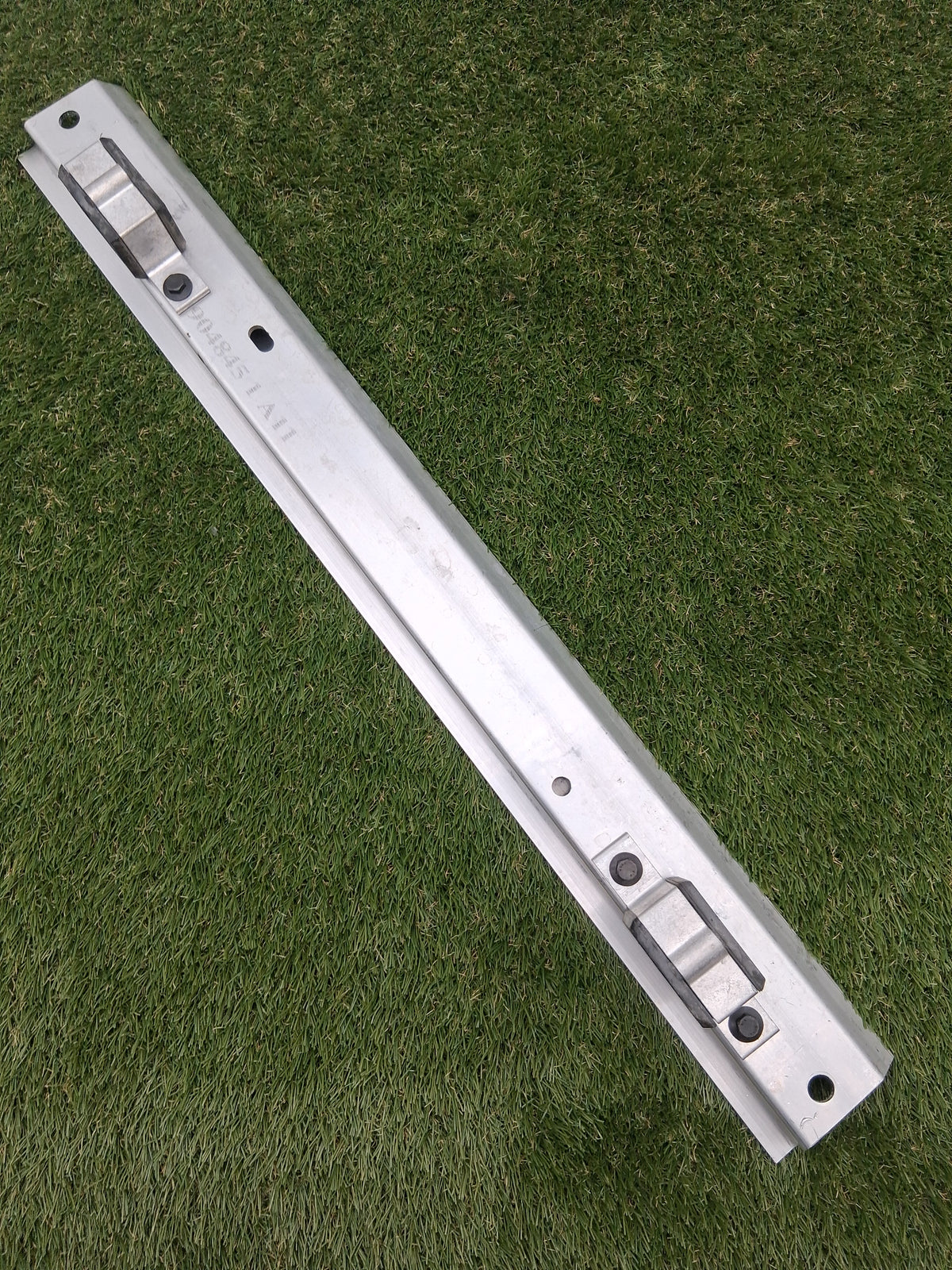 OEM 1518495-99-C 2022 Tesla Model Y Hold Radiator Bracket Support
