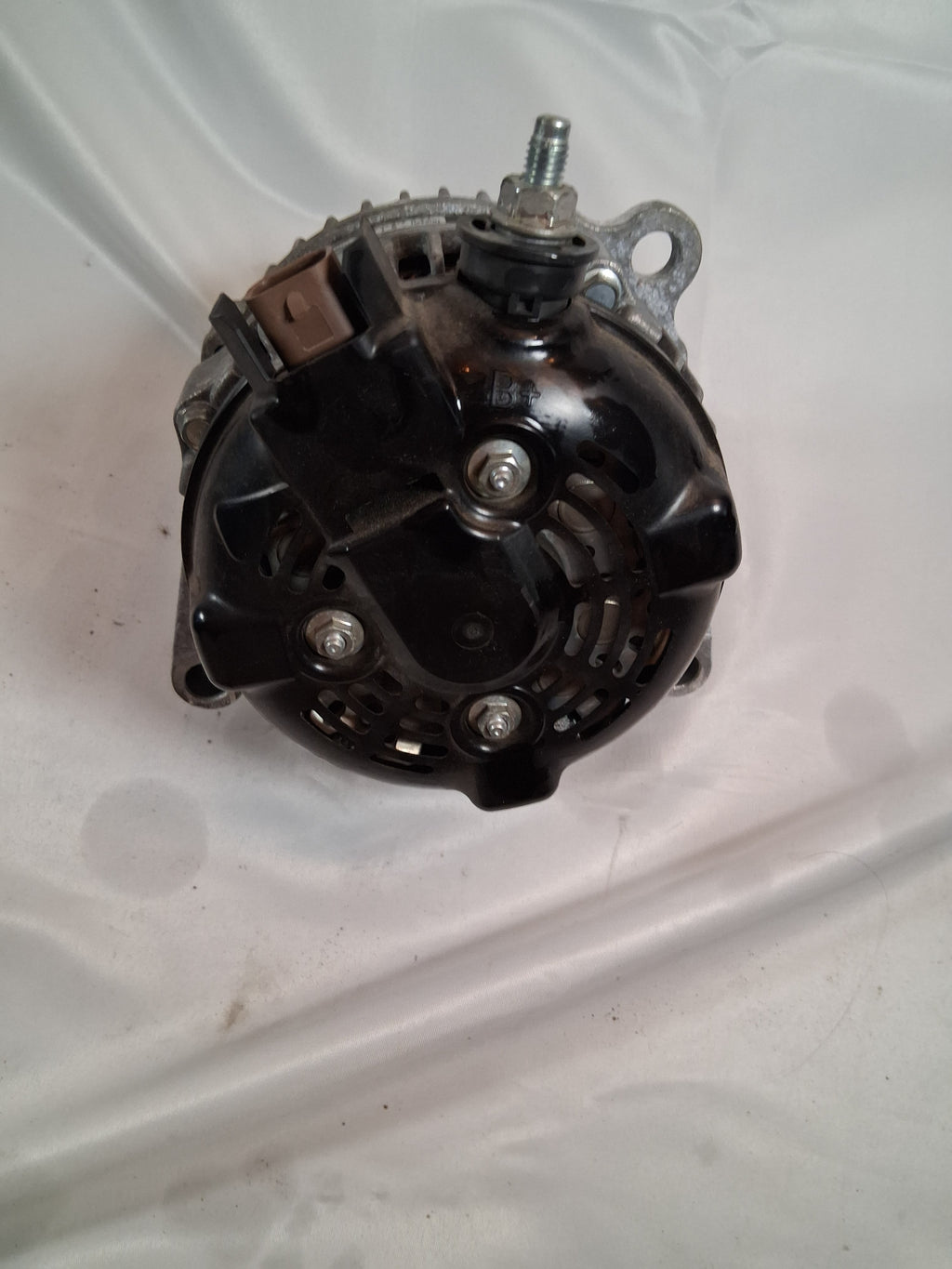 2019 Chevy Tahoe Premier Alternator 84143543