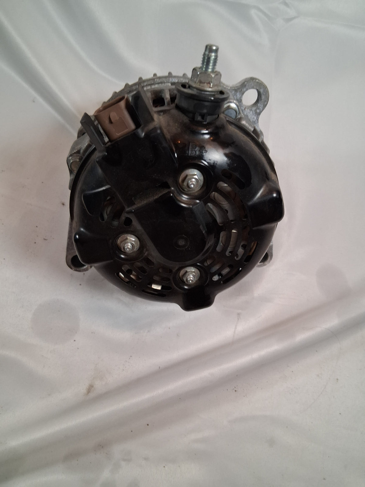 2019 Chevy Tahoe Premier Alternator 84143543