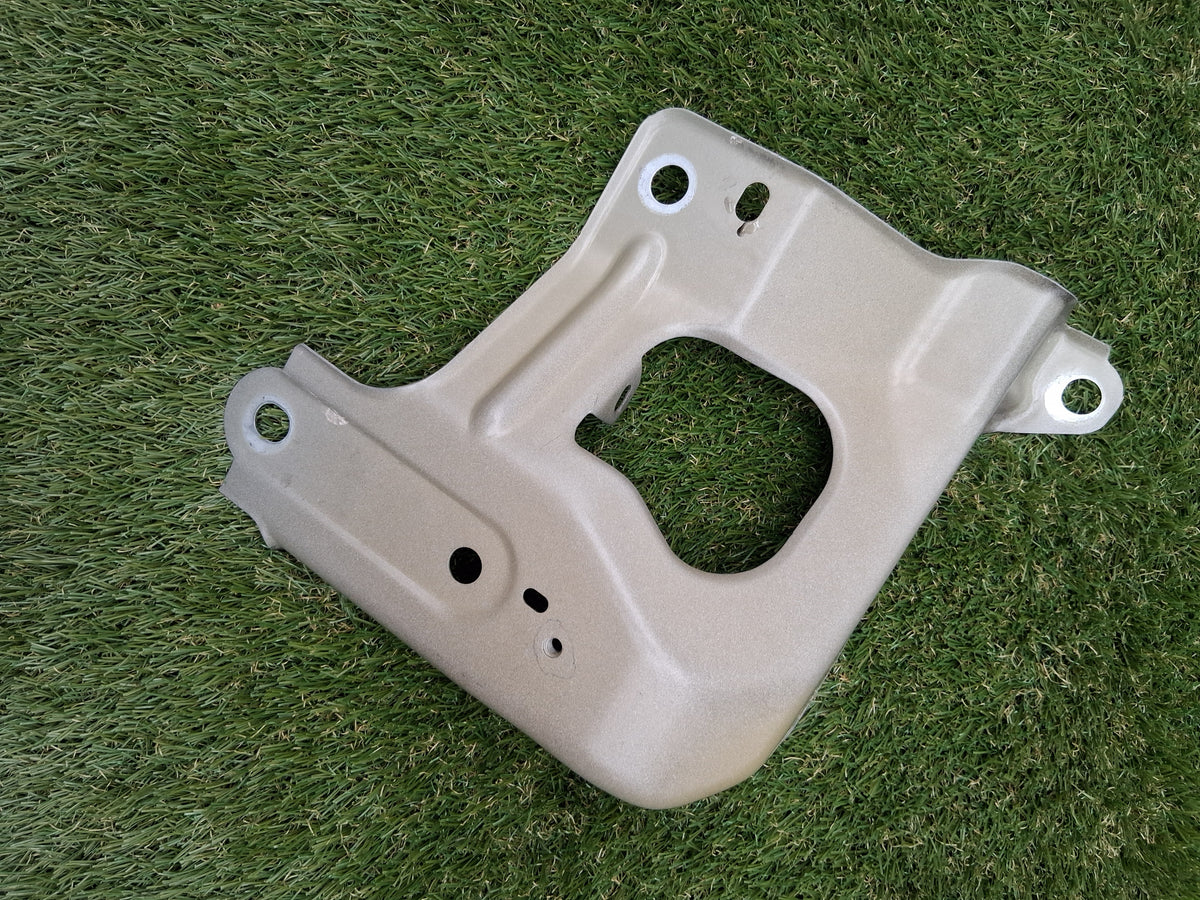OEM 1487491-00-A 2022 Tesla Model Y Left Side Fender Support Bracket