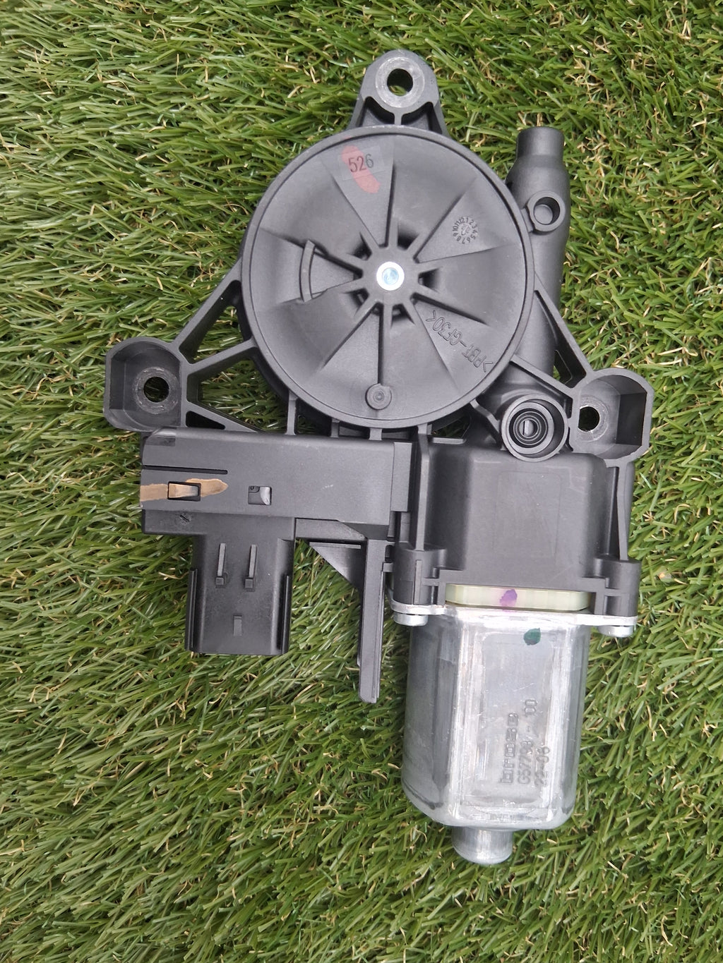 OEM 0130823328 2022 Tesla Model Y Rear Right Window Regulator Motor