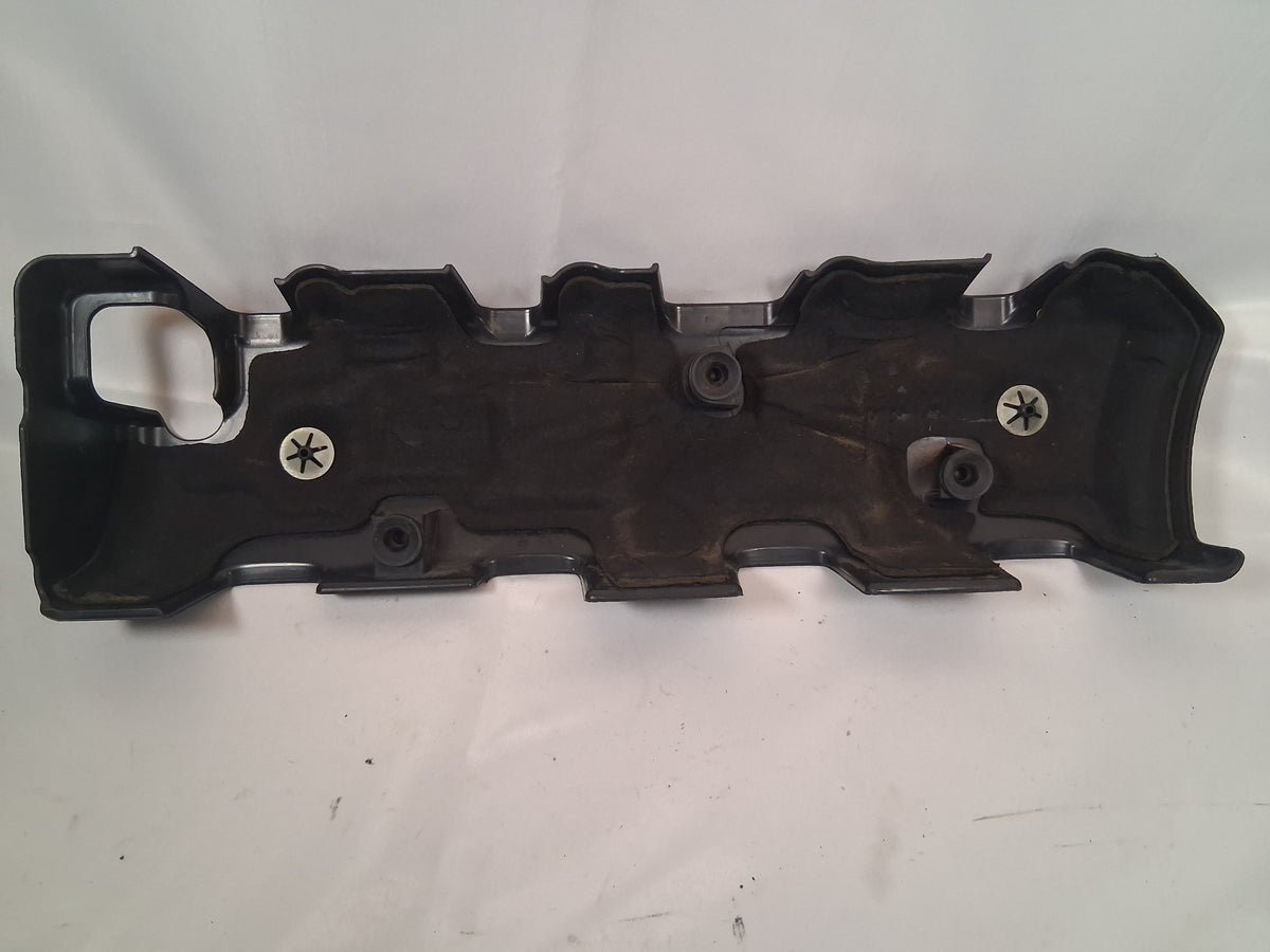 OEM# 12703336 2019 Chevy Tahoe Premier Right Engine Valve Cover Insulator