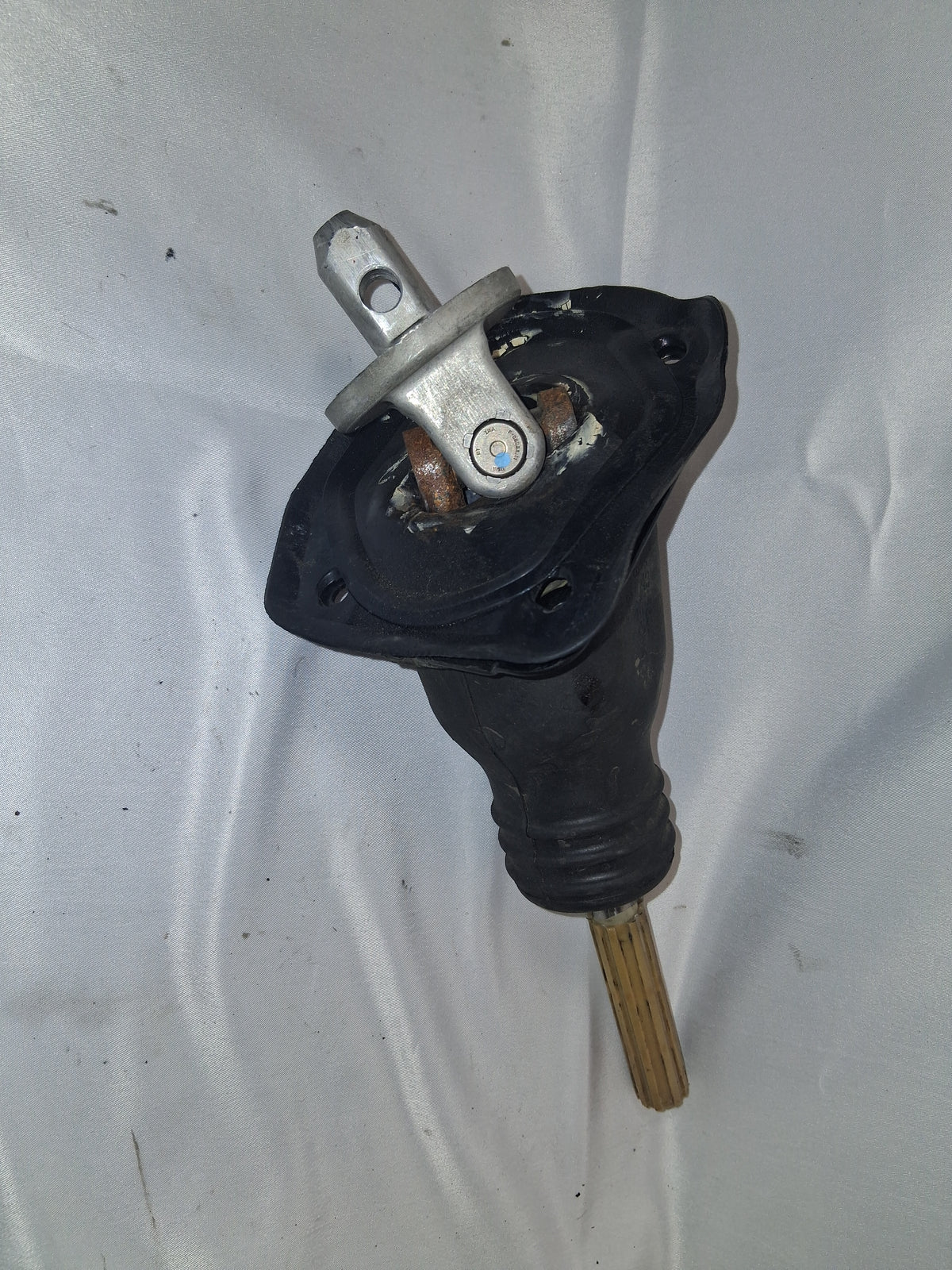 OEM# 25815601 2019 Chevy Tahoe Premier Steering Column Intermediate Upper Shaft