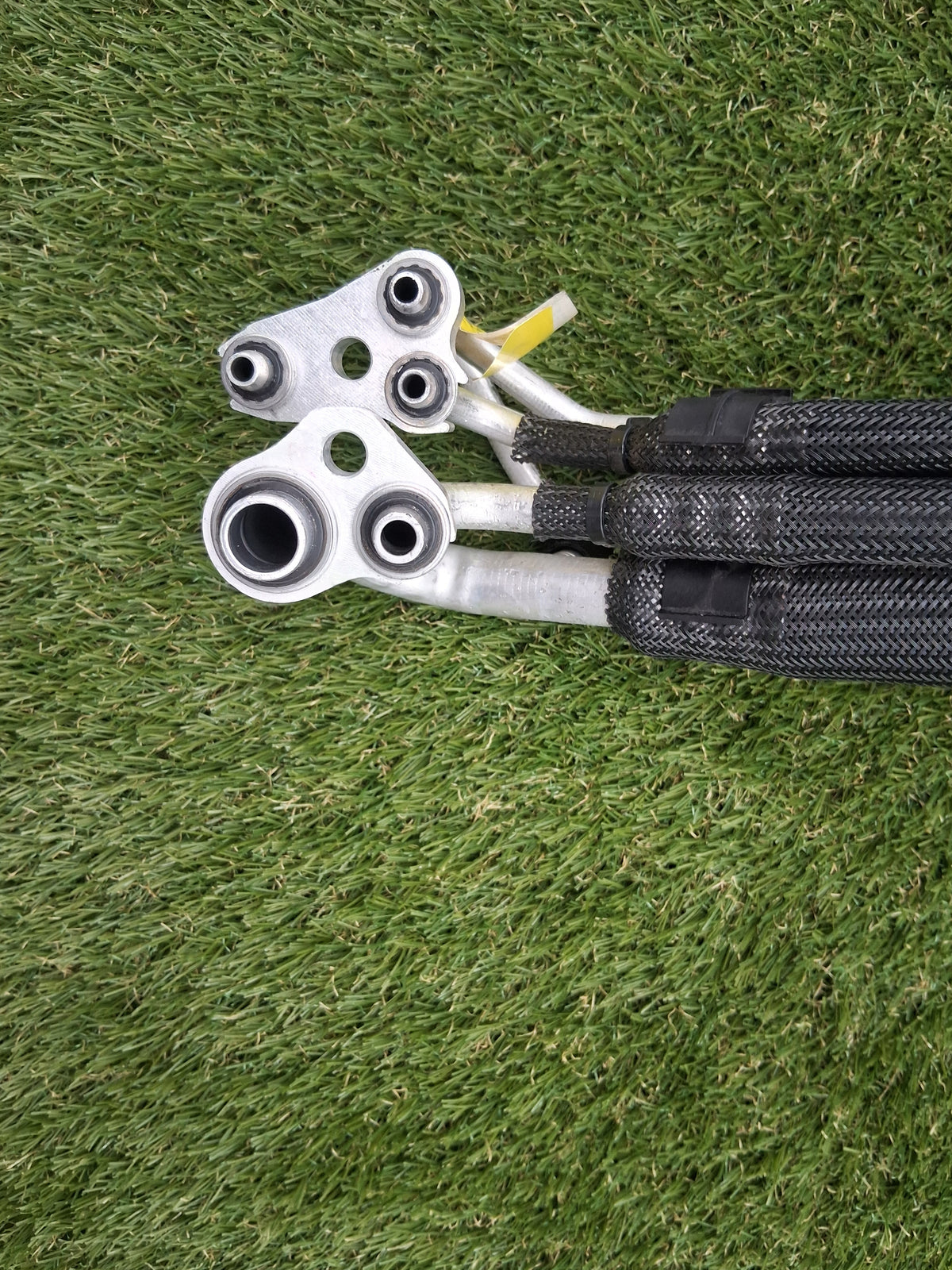 OEM 1502022-00-E 2022 Tesla Model Y A/C Line Manifold HVAC