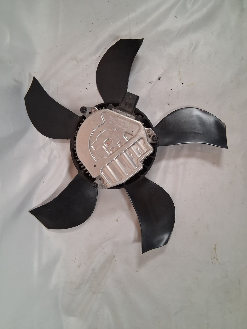 OEM# 3137234077 2019 Chevy Tahoe Premier Radiator Cooling Fan Blade