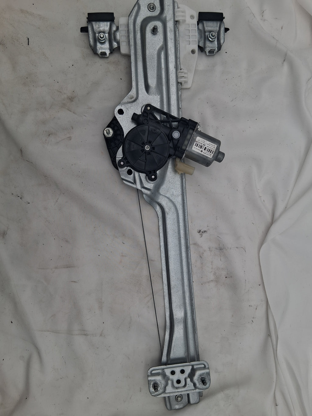 OEM# 98830-K2111 2019 Chevy Tahoe Premier Rear Right Window Motor
