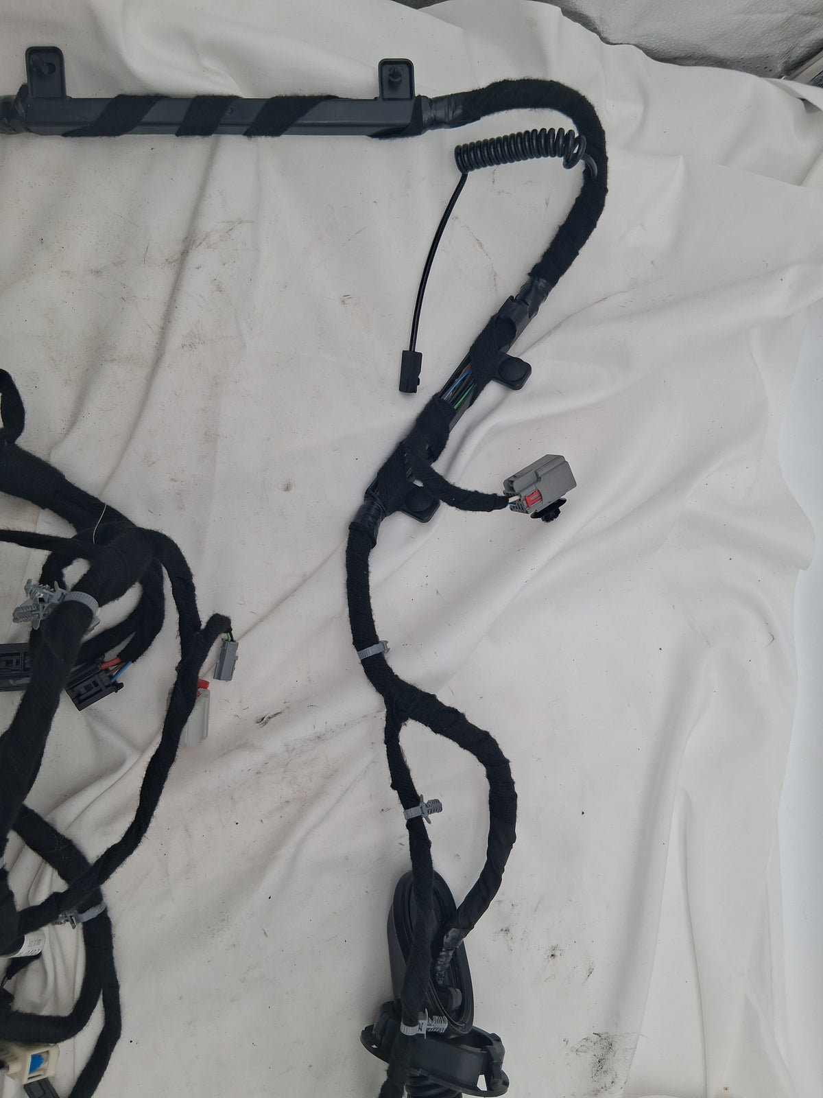 OEM# 23377541 2019 Chevy Tahoe Premier Wiring Harness Lift Gate