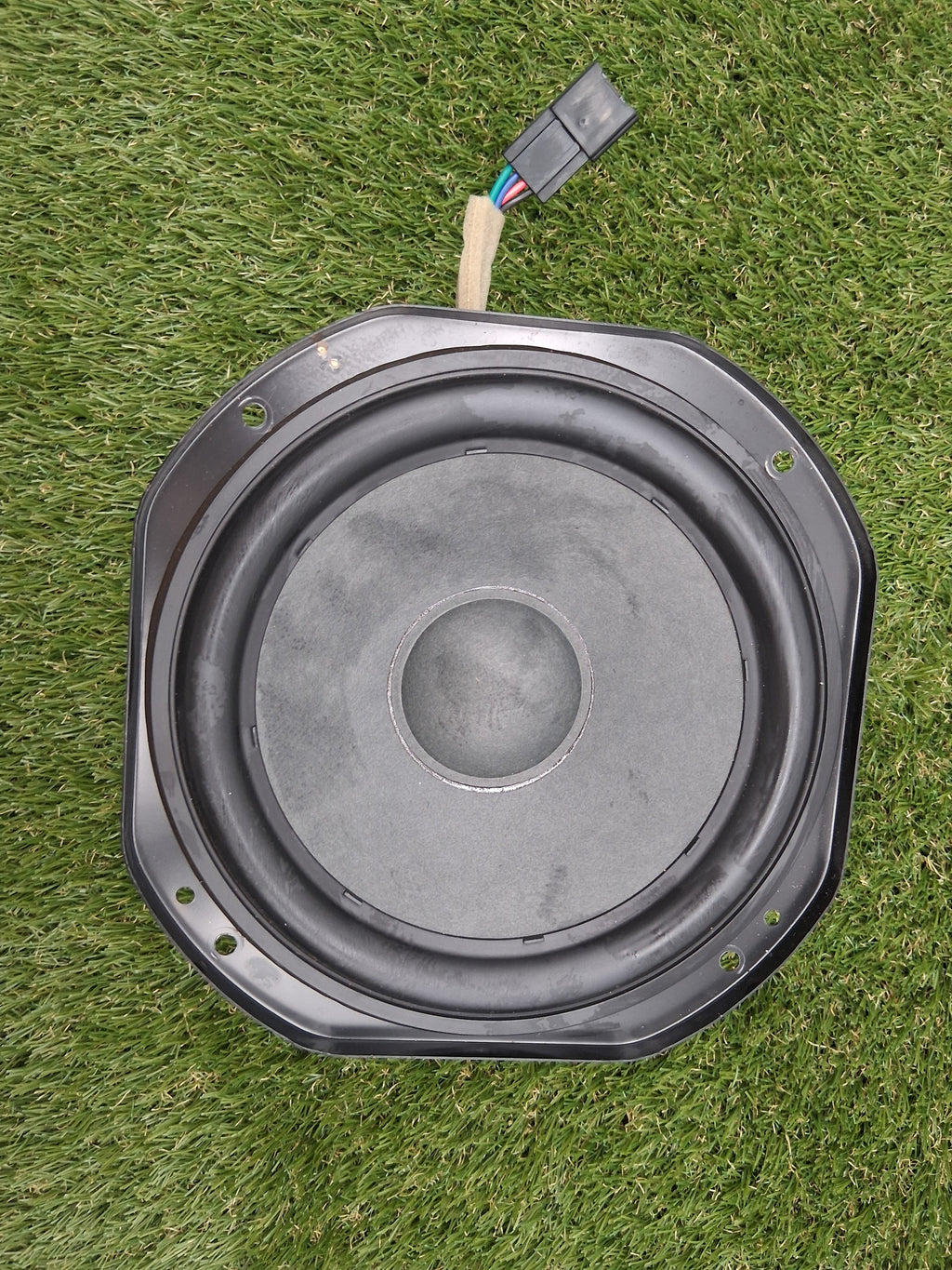 OEM 1079745-00-A 2022 Tesla Model Y Rear Subwoofer Sound Speaker