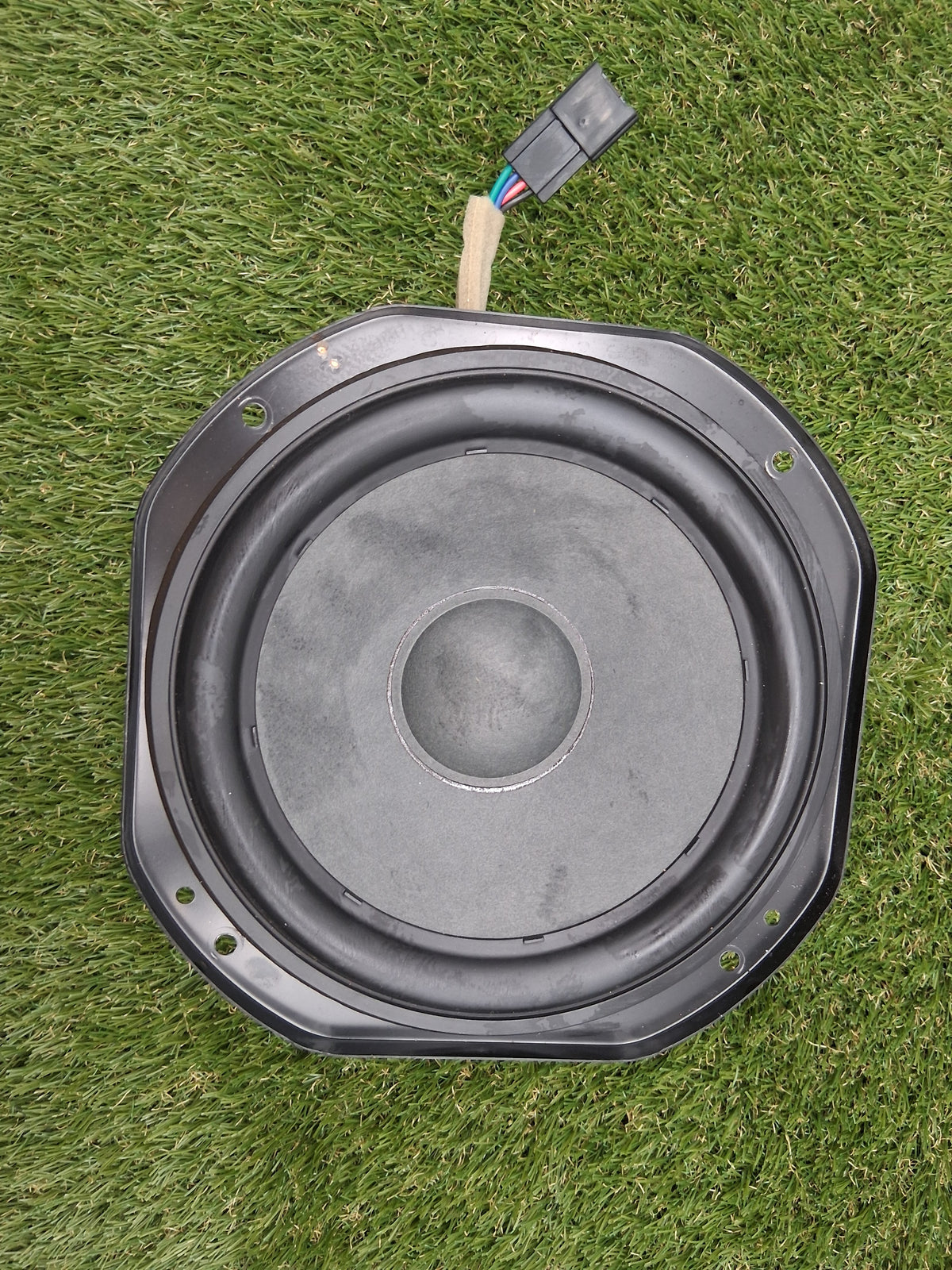 OEM 1079745-00-A 2022 Tesla Model Y Rear Subwoofer Sound Speaker