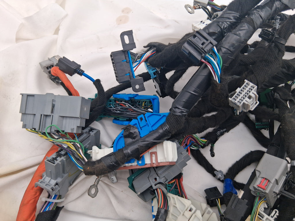 OEM 2019 Chevy Tahoe Premier Engine Electrical Wiring Harness