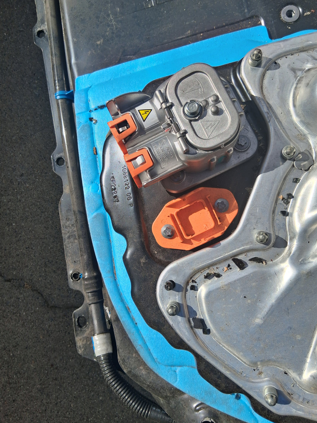 OEM 1501325-00-C 2022 Tesla Model Y Long Range Battery Pack Assembly Minor Defects