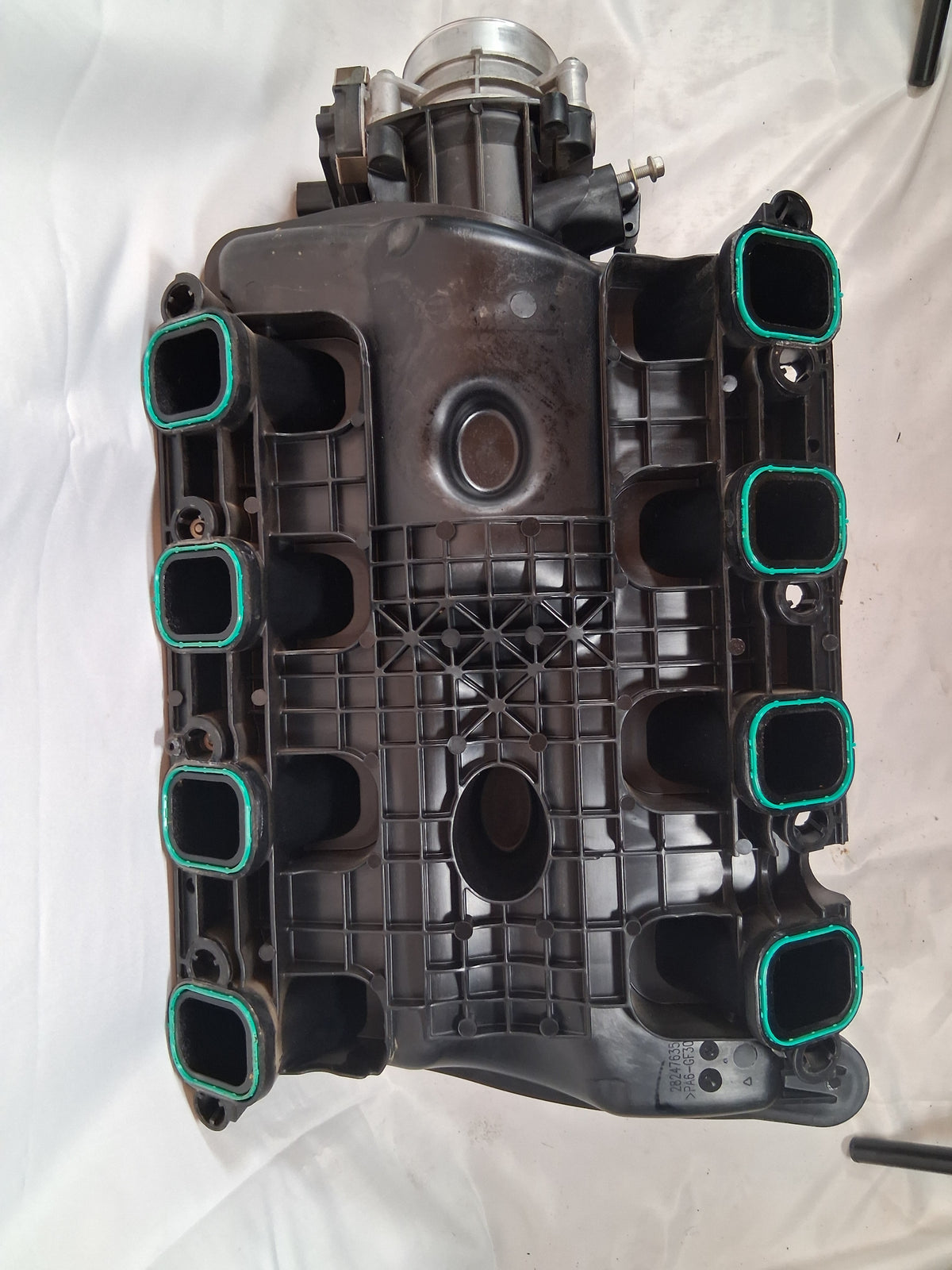 OEM# 28247635 2019 Chevy Tahoe Premier 5.3L Engine Air Intake Manifold w/ Throttle Body