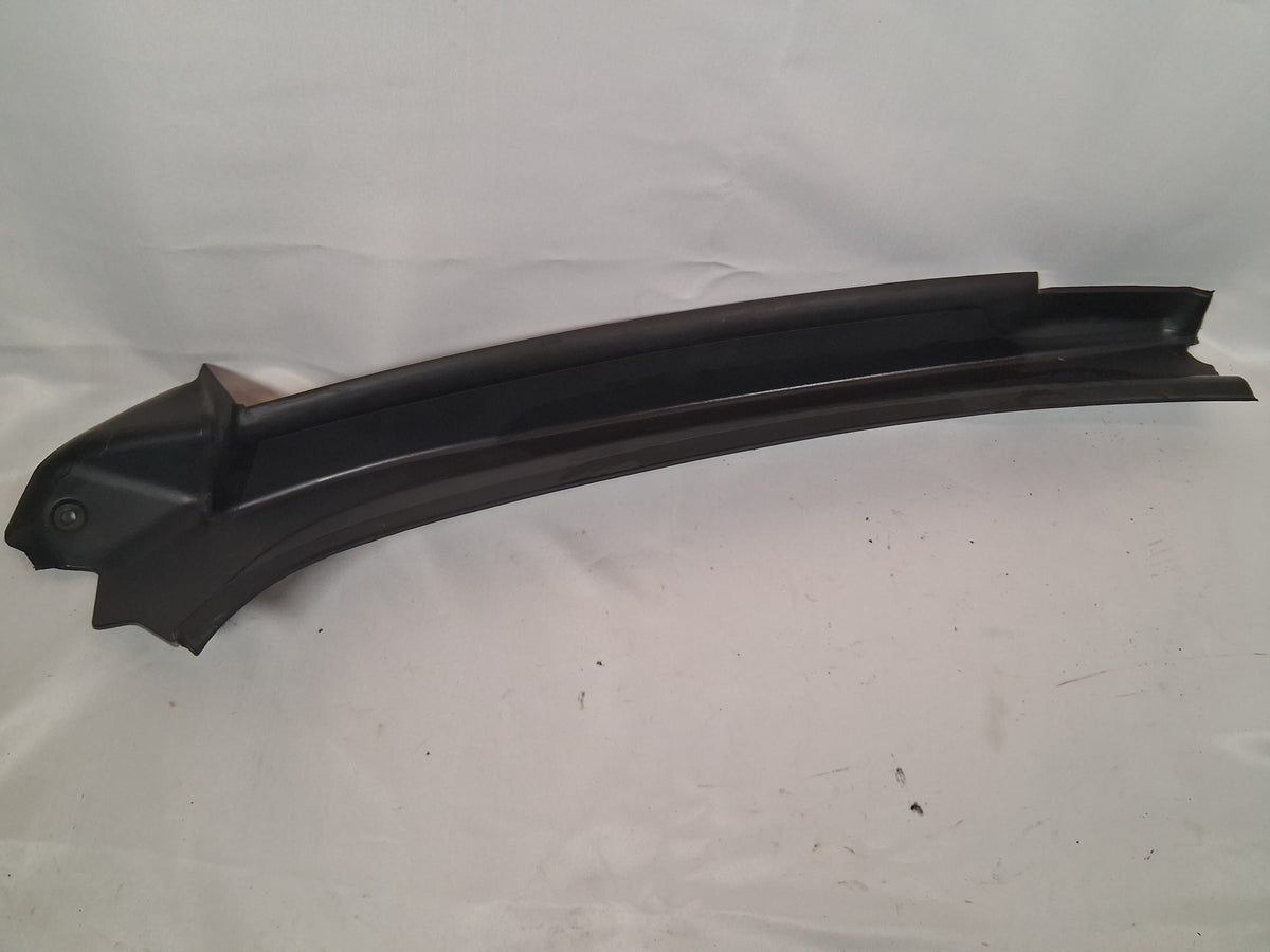 OEM# 84273587 2019 Chevy Tahoe Premier Rear Right Quarter Gutter Water Drain