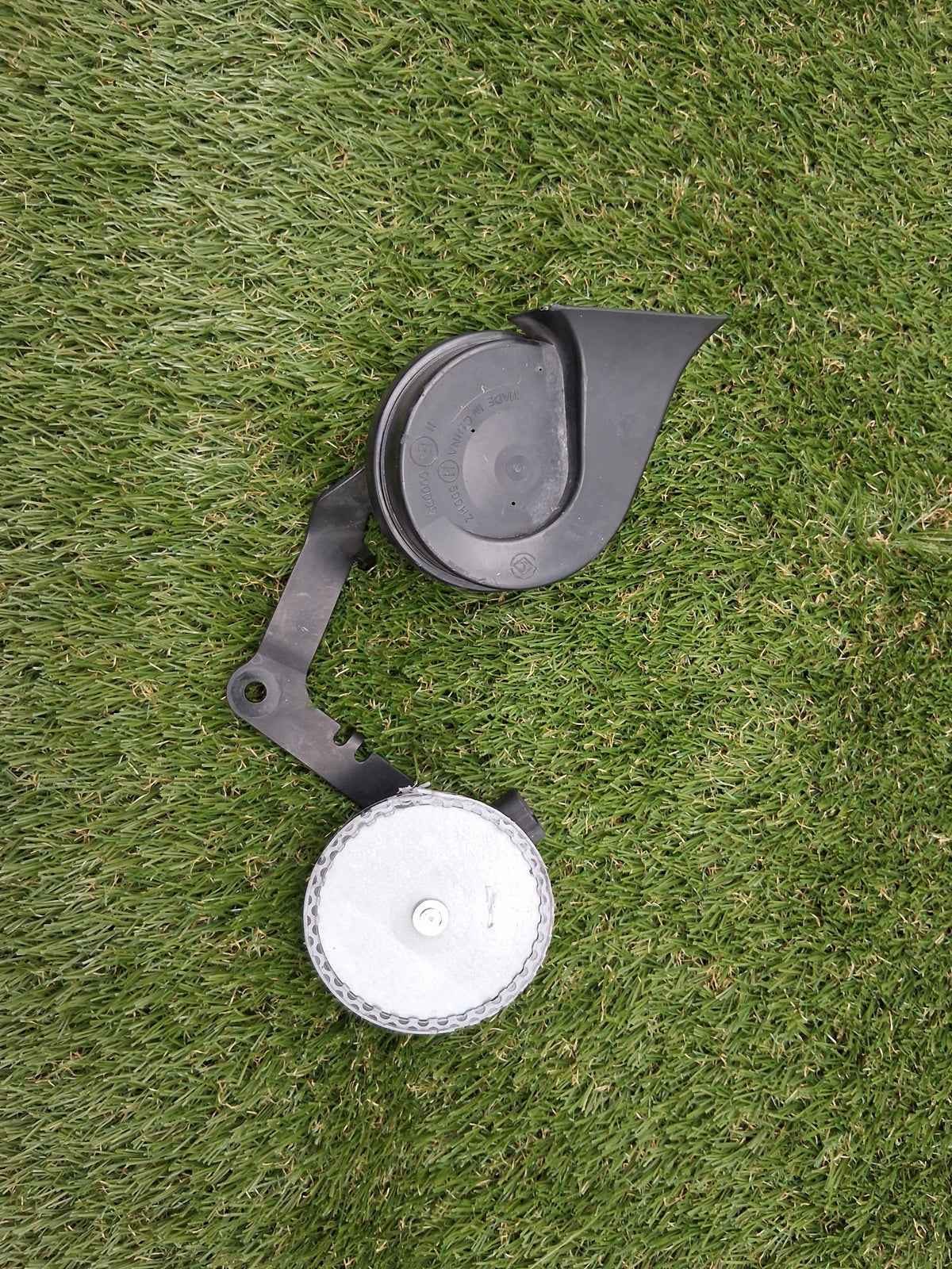 OEM 1507242-00-B 2022 Tesla Model Y High and Low Tone Horn